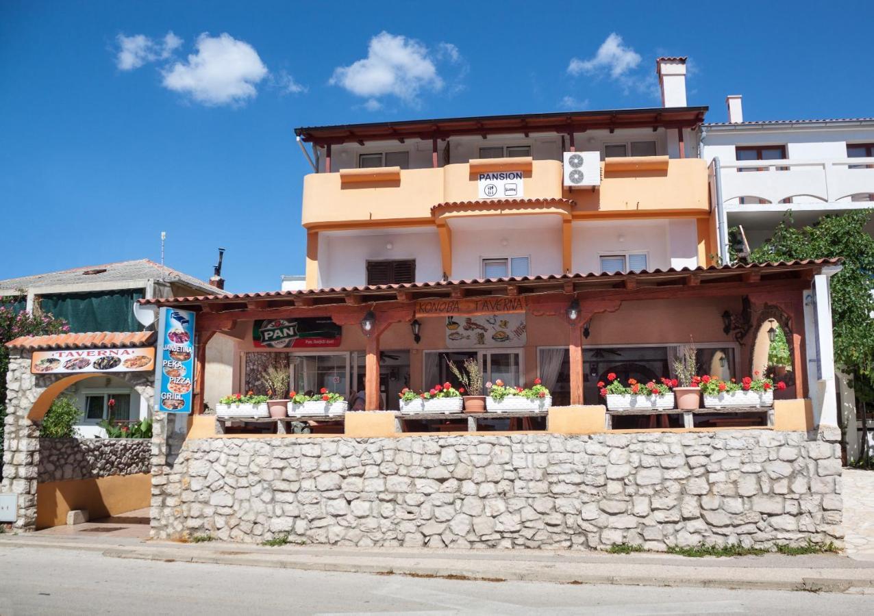 Bed And Breakfast Taverna Miskovic Паг Екстериор снимка
